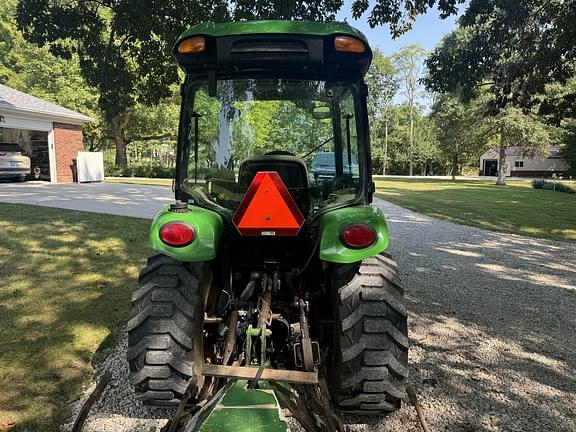 Image of John Deere 3320 equipment image 3