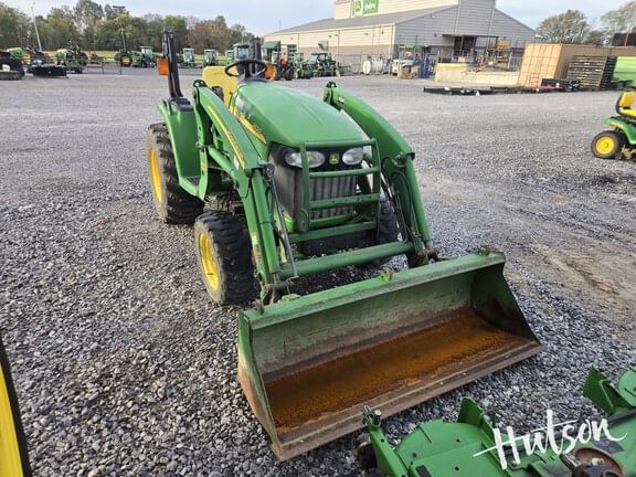 2008 John Deere 3520 Equipment Image0