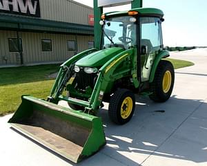 2008 John Deere 3520 Image