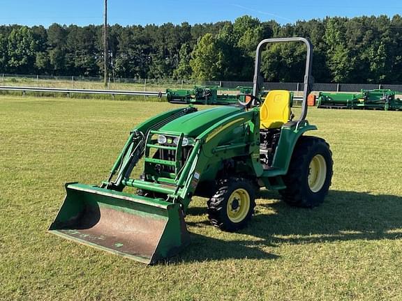 Image of John Deere 3520 equipment image 3
