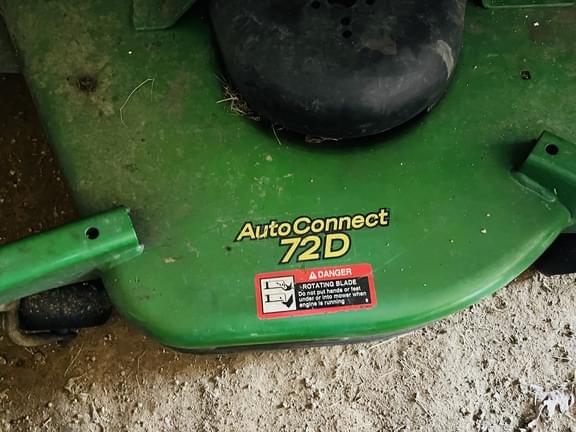 Image of John Deere 3520 equipment image 2