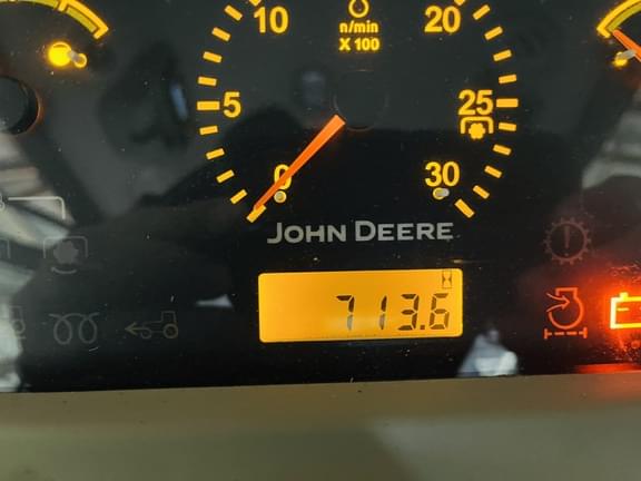 Image of John Deere 3520 equipment image 3