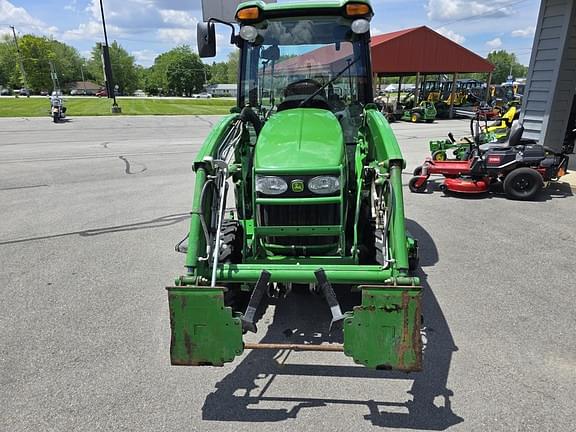 Image of John Deere 3520 equipment image 2