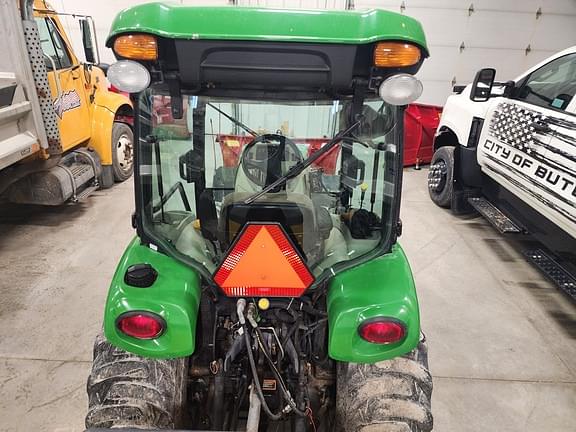 Image of John Deere 3520 equipment image 4
