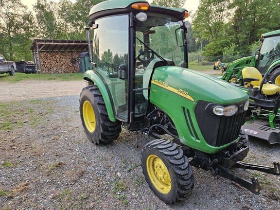 2008 John Deere 3520 Equipment Image0