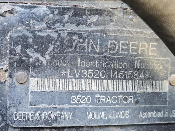 Image of John Deere 3520 equipment image 3