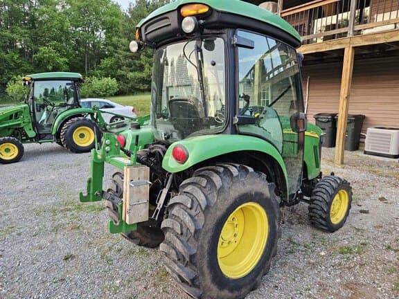Image of John Deere 3520 equipment image 1