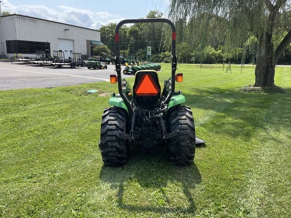 Image of John Deere 3520 equipment image 3