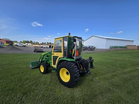 Image of John Deere 3720 equipment image 2