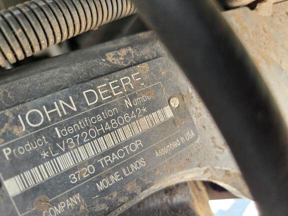 Image of John Deere 3720 equipment image 4