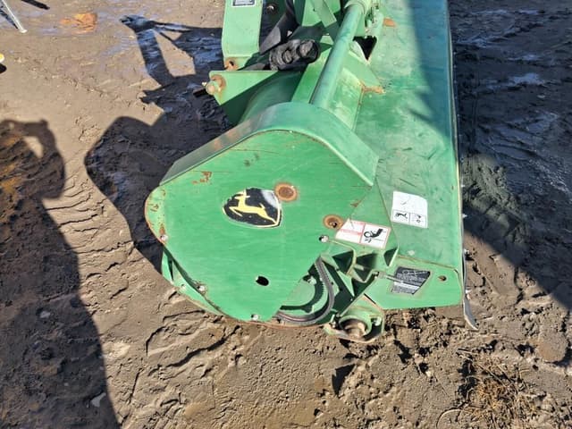 Image of John Deere 390 equipment image 4