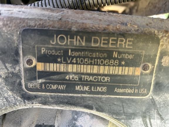 Image of John Deere 4105 equipment image 2