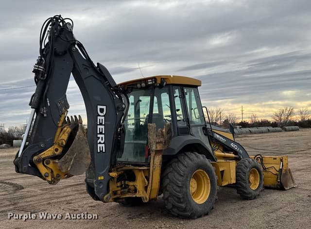 Image of John Deere 410J equipment image 4