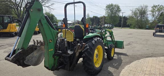 Image of John Deere 4120 equipment image 2