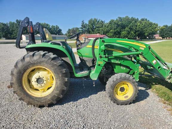 Image of John Deere 4320 Primary image