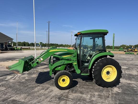 Image of John Deere 4320 equipment image 1