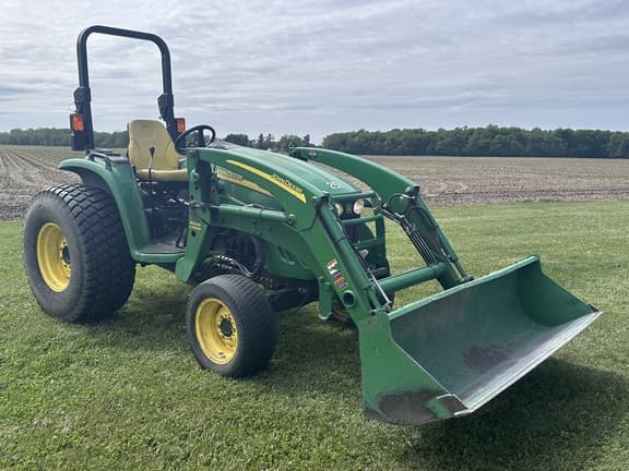 Image of John Deere 4320 Primary image