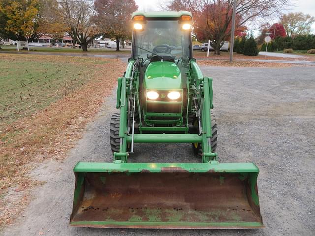 Image of John Deere 4520 equipment image 2