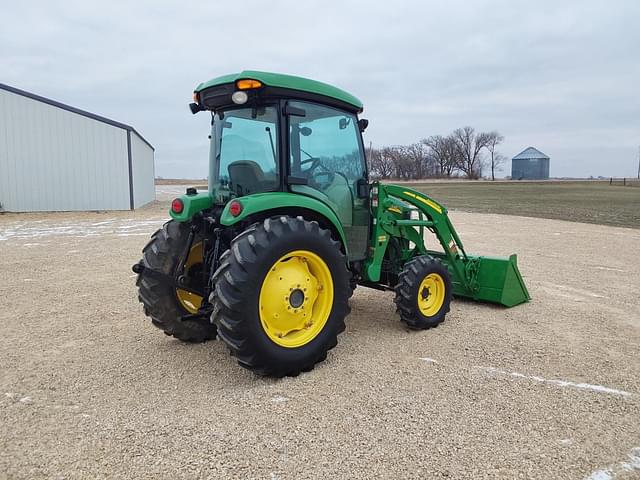 Image of John Deere 4520 equipment image 4