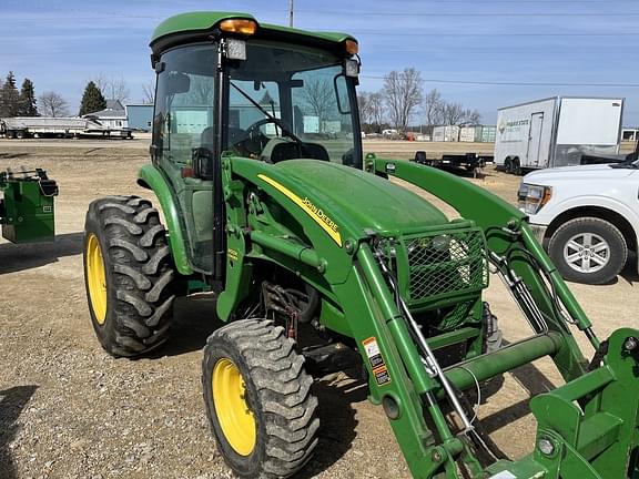 Image of John Deere 4520 equipment image 2