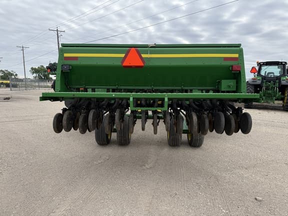 Image of John Deere 455 equipment image 3