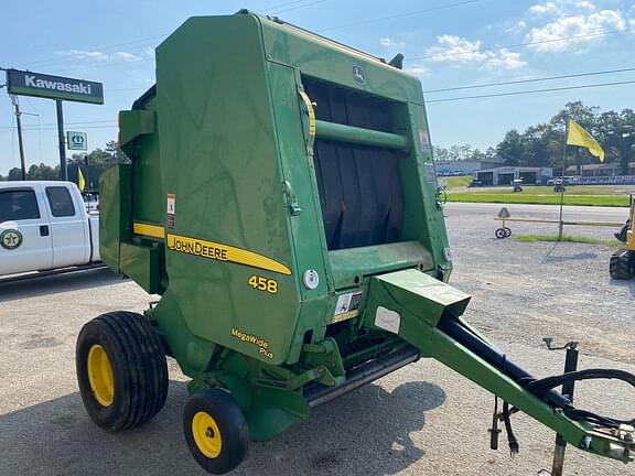 Image of John Deere 458 equipment image 3