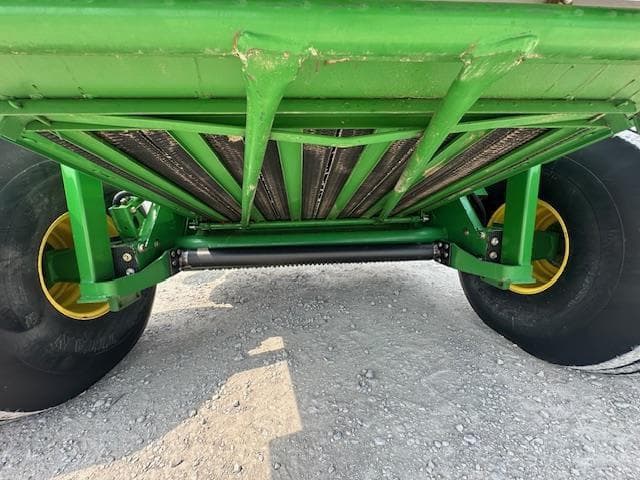 Image of John Deere 468 equipment image 4