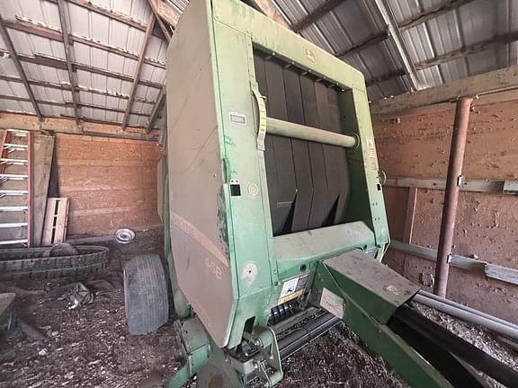 Image of John Deere 468 MegaWide Plus equipment image 1