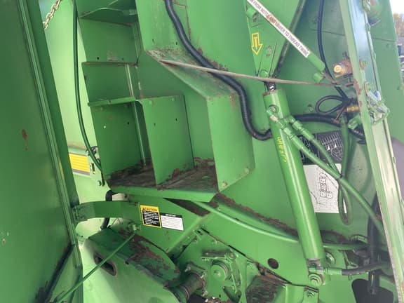 Image of John Deere 468  equipment image 4