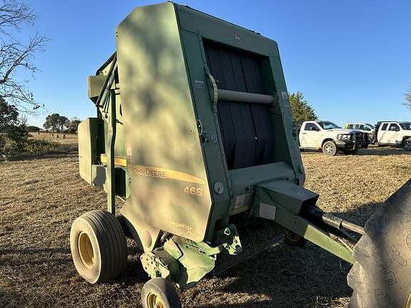 Image of John Deere 468 MegaWide Plus equipment image 3