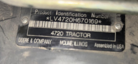 Image of John Deere 4720 equipment image 2