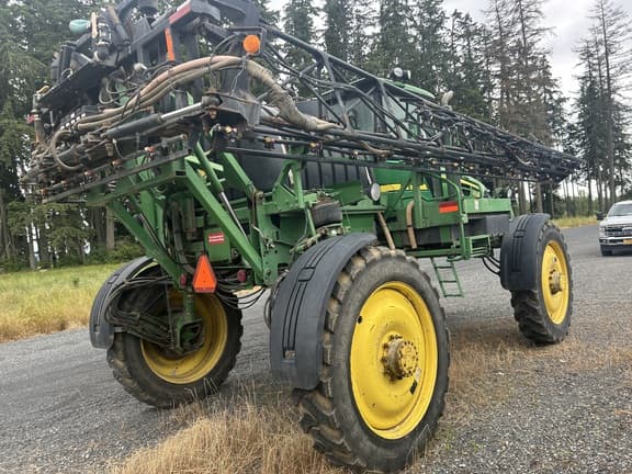 Image of John Deere 4730 equipment image 3