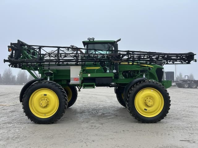 Image of John Deere 4730 equipment image 3