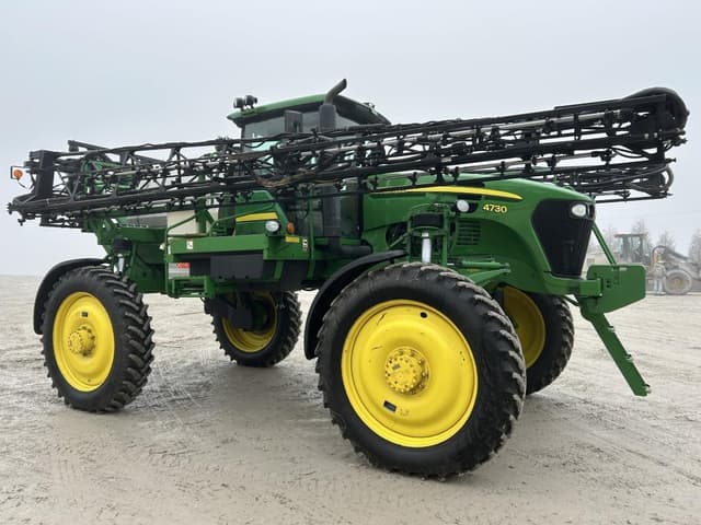 Image of John Deere 4730 equipment image 1