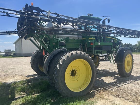 Image of John Deere 4730 equipment image 2
