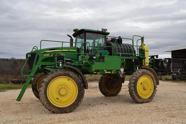 Image of John Deere 4730 equipment image 1