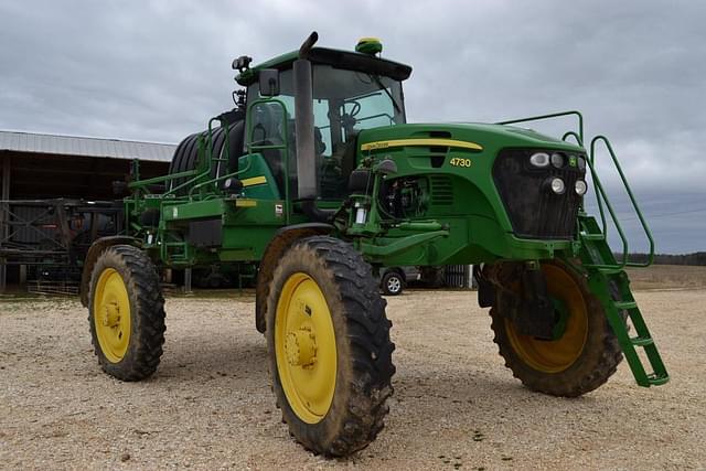 Image of John Deere 4730 equipment image 4