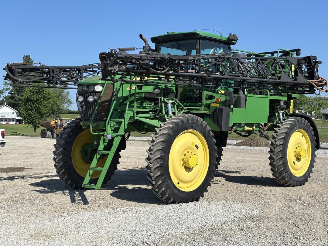 Image of John Deere 4730 Primary image
