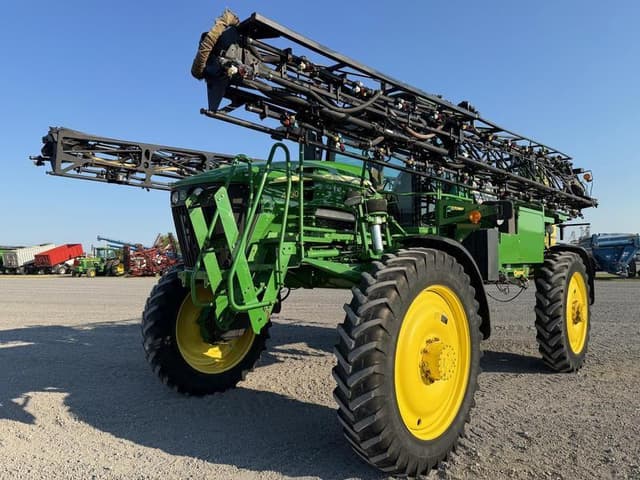 Image of John Deere 4730 equipment image 2