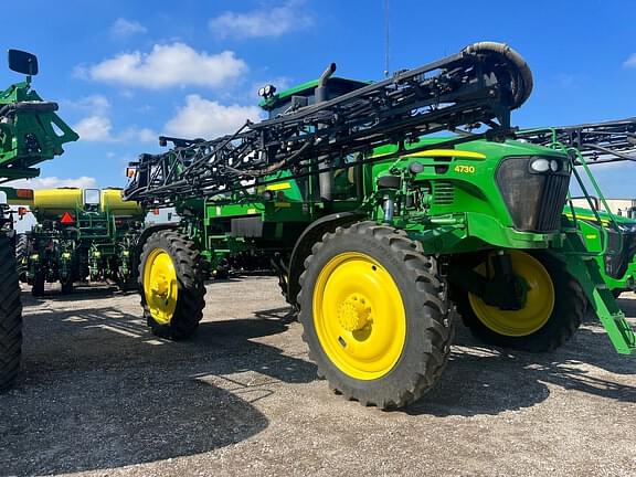 Image of John Deere 4730 equipment image 1