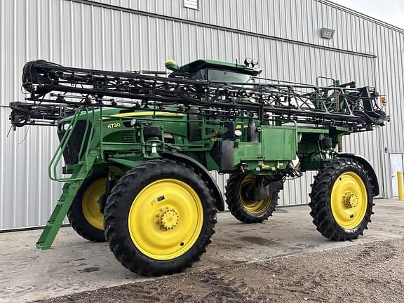 Image of John Deere 4730 equipment image 1