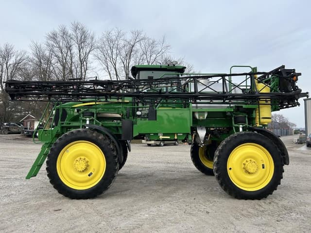 Image of John Deere 4730 equipment image 2