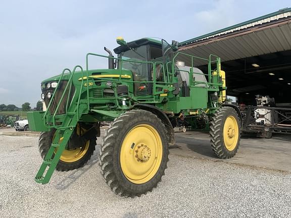 Image of John Deere 4730 equipment image 3