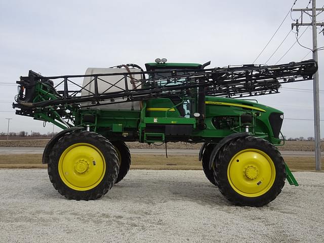 Image of John Deere 4830 equipment image 3