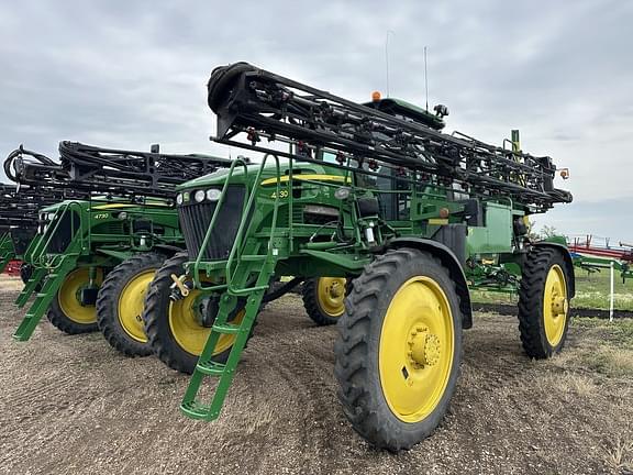 Image of John Deere 4830 equipment image 1