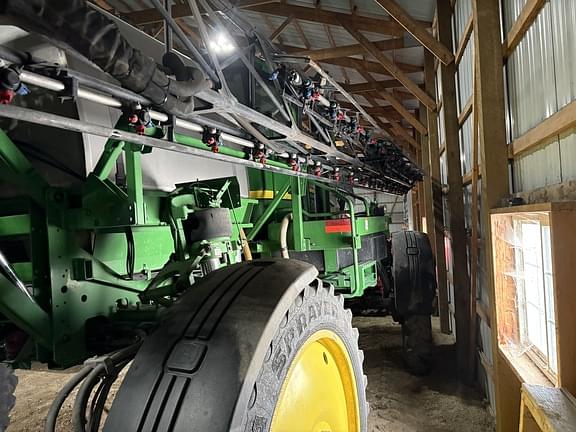 Image of John Deere 4830 equipment image 4