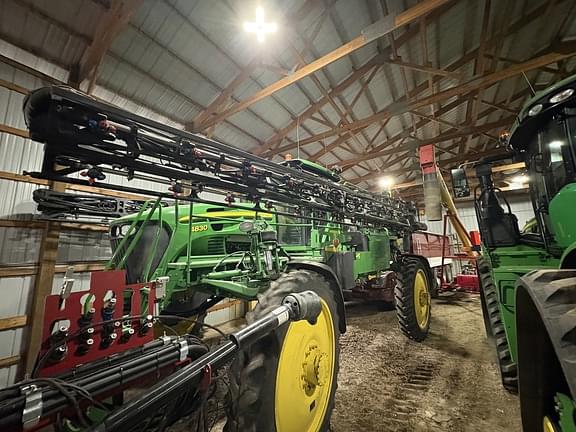 Image of John Deere 4830 Primary image