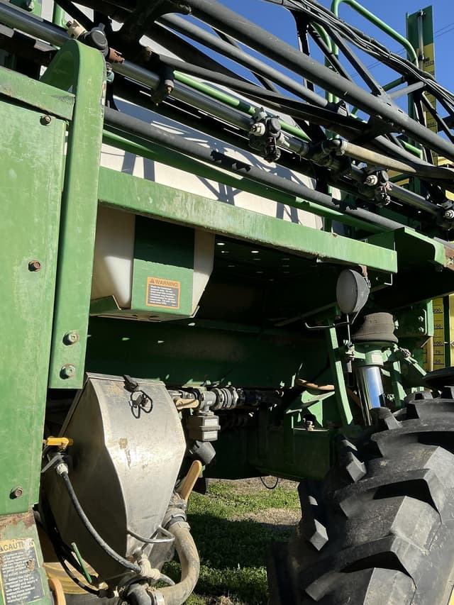 Image of John Deere 4830 equipment image 1