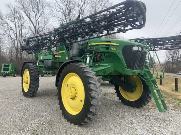 Main image John Deere 4830