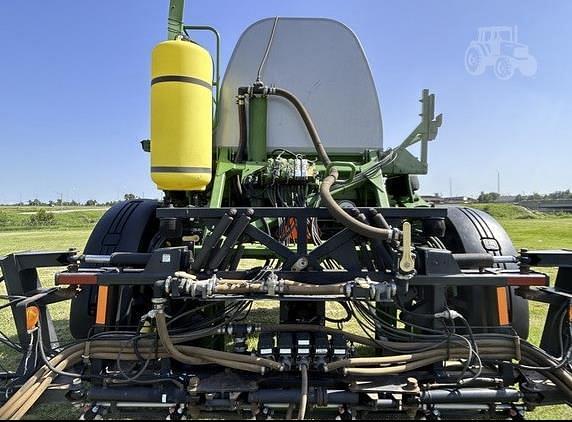 Image of John Deere 4830 equipment image 4